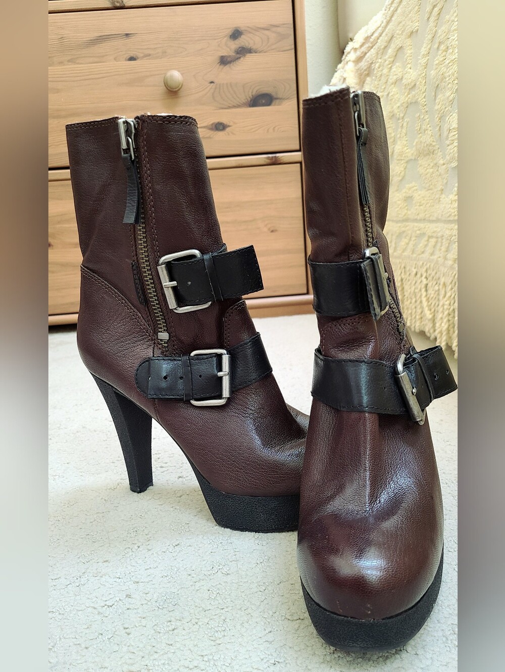 Nine West Two Tone Buckle Leather Boots 7.5